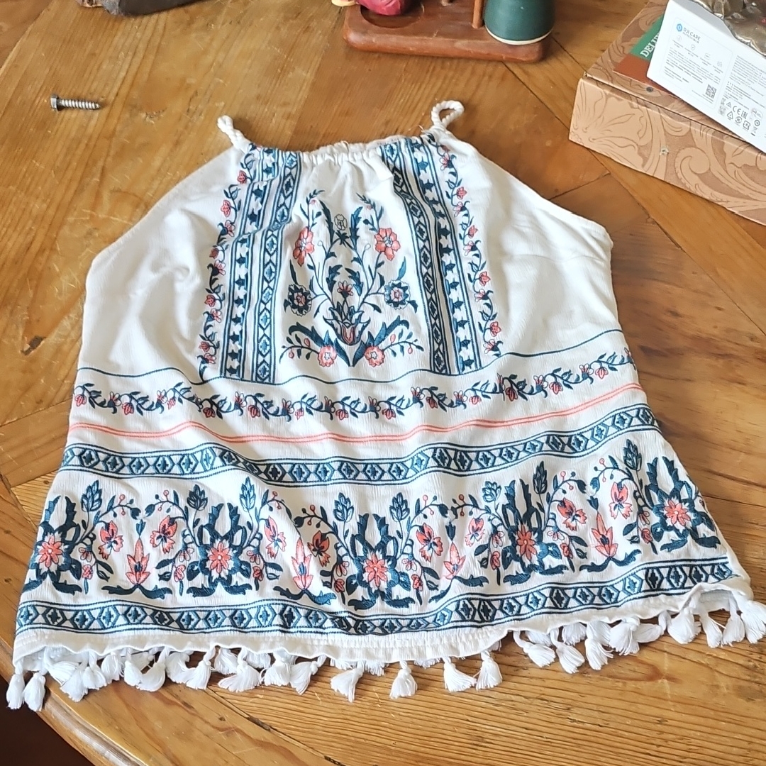 Skies Are Blue White Blue Embroidered Rope Straps Fringe Tassels Boho Top Sz L